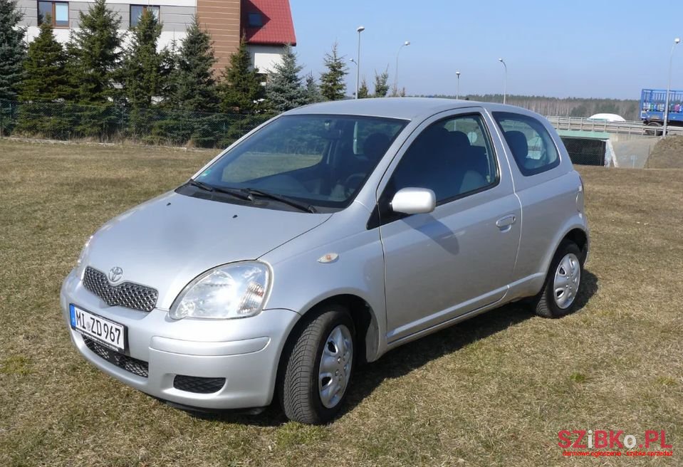 2005' Toyota Yaris photo #5