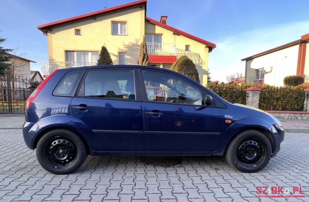 2005' Ford Fiesta photo #5