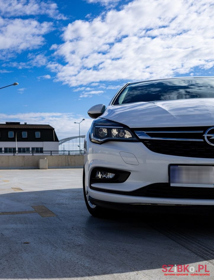 2018' Opel Astra 1.4 T Enjoy S&S photo #1