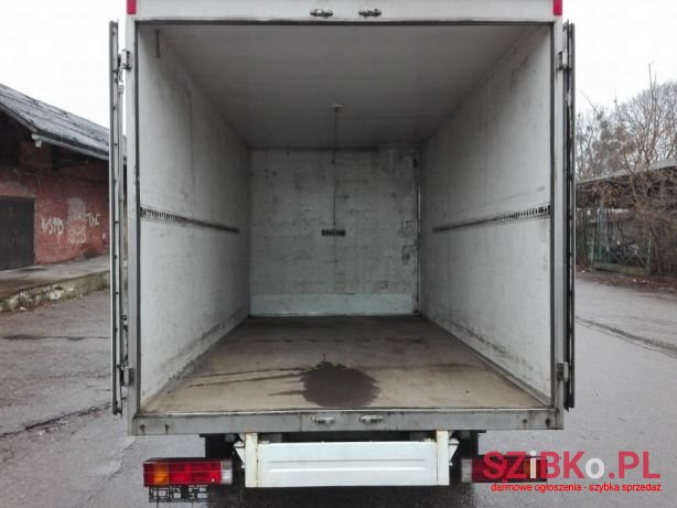 2005' Volkswagen photo #2