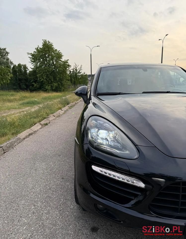 2013' Porsche Cayenne S Tiptronic S photo #4