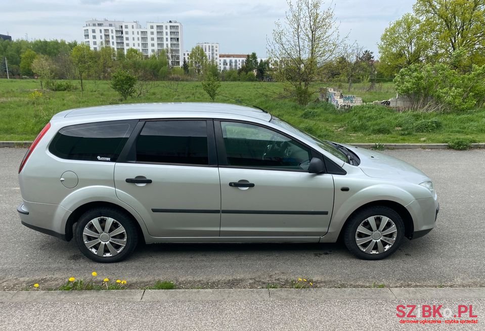 2005' Ford Focus photo #4