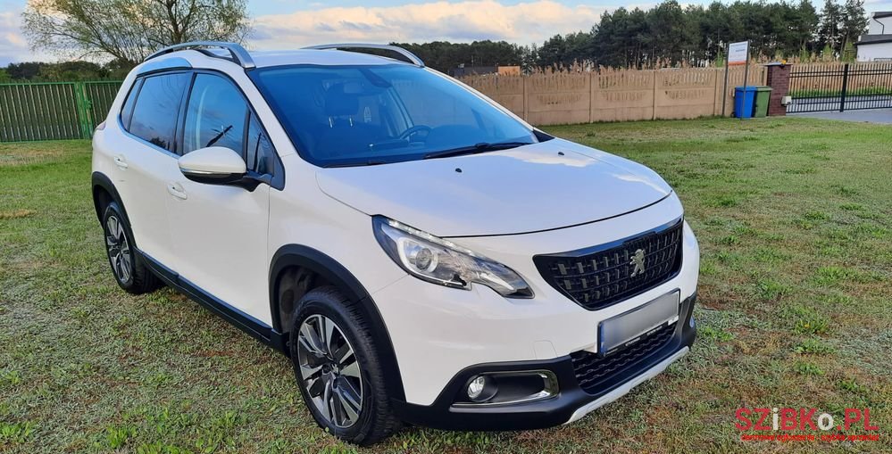 2017' Peugeot 2008 photo #3
