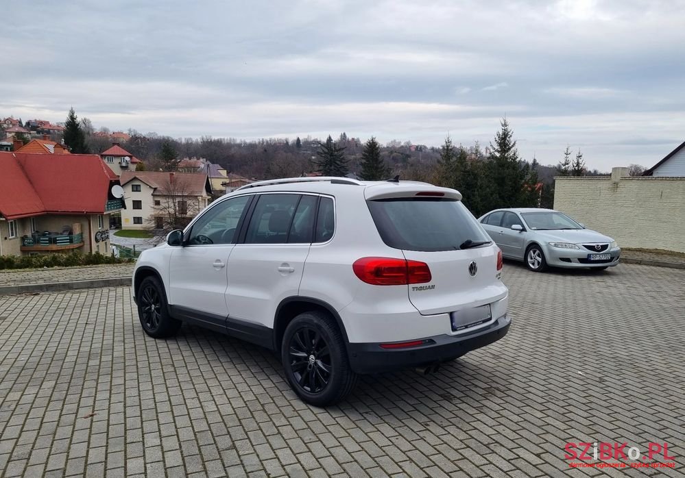 2012' Volkswagen Tiguan photo #4