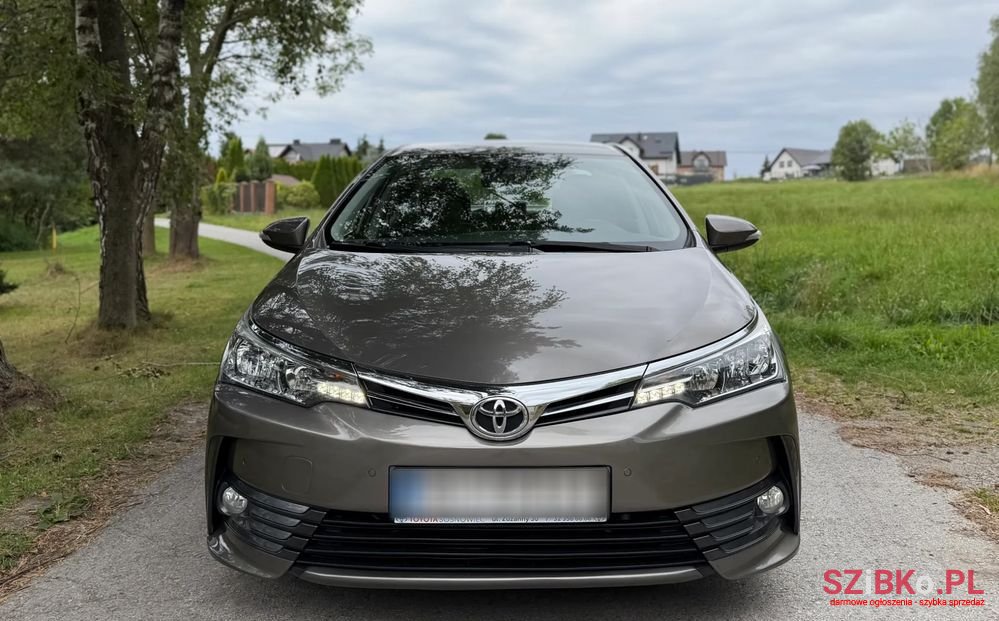 2018' Toyota Corolla 1.6 Premium Ms photo #3