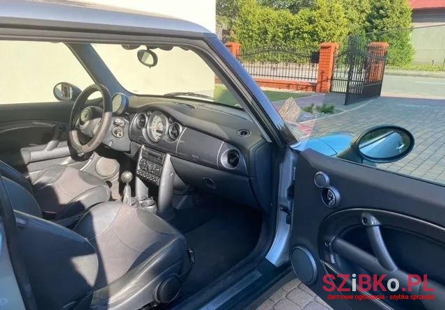 2003' MINI One Standard photo #5