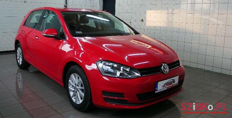 2015' Volkswagen Golf photo #1
