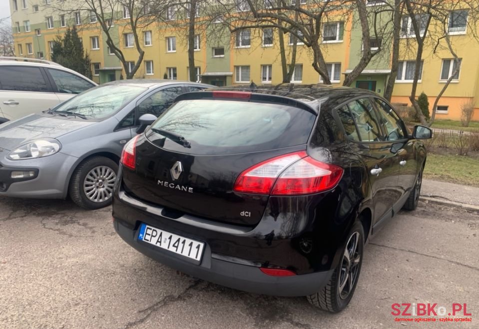 2011' Renault Megane photo #6
