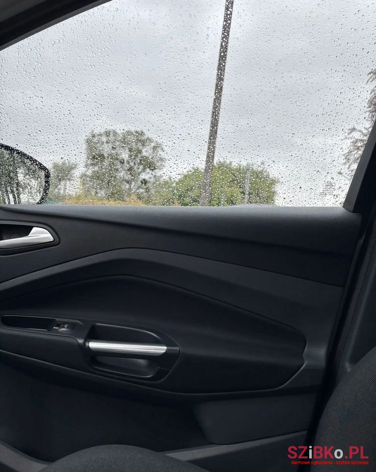 2012' Ford C-MAX photo #6