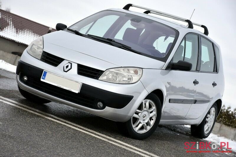 2005' Renault Scenic photo #1