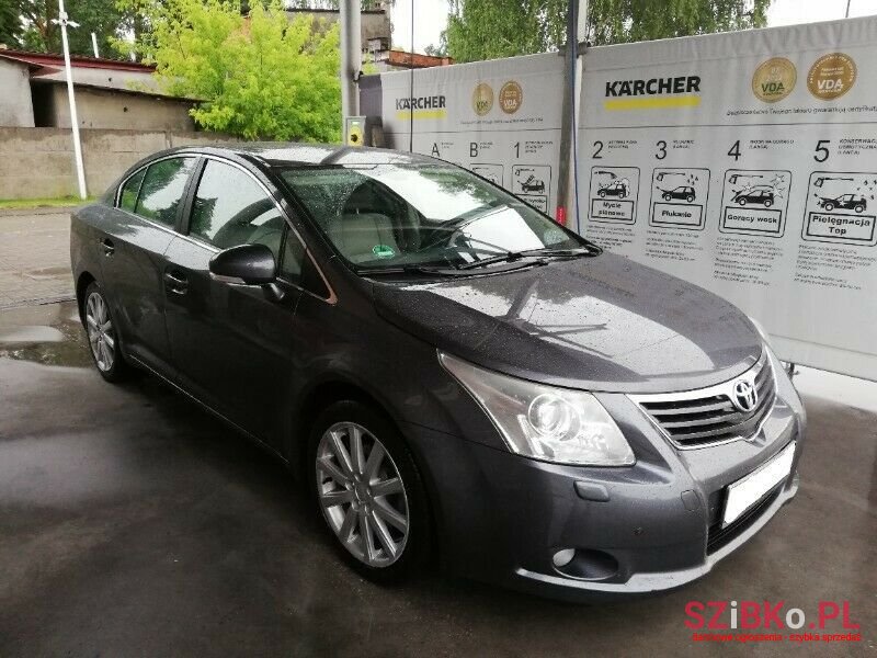 2009' Toyota Avensis photo #2