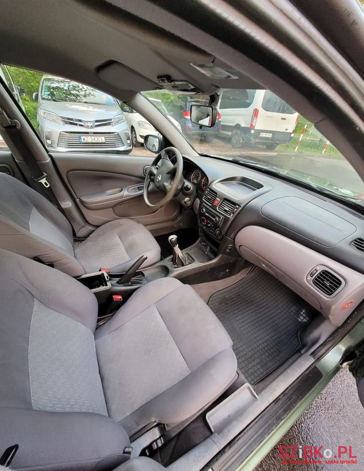 2003' Nissan Almera photo #3