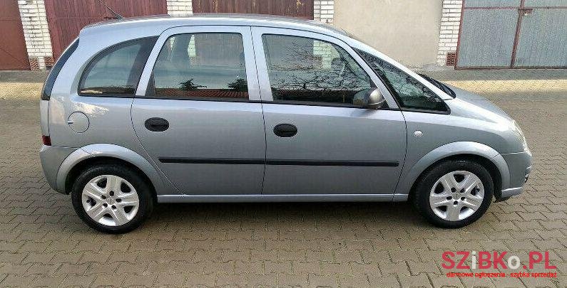2010' Opel Meriva photo #1
