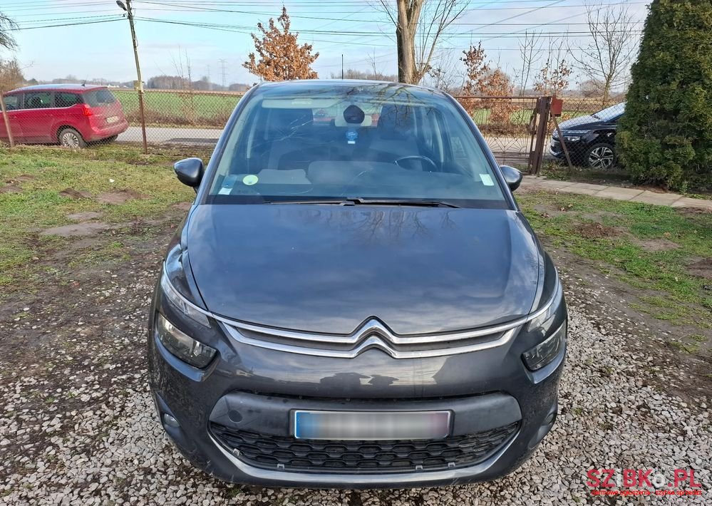 2015' Citroen C4 Picasso photo #2