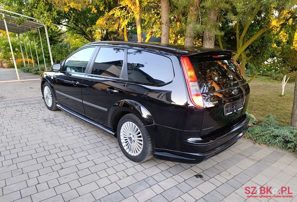 2007' Ford Focus 1.8 Black Magic photo #6