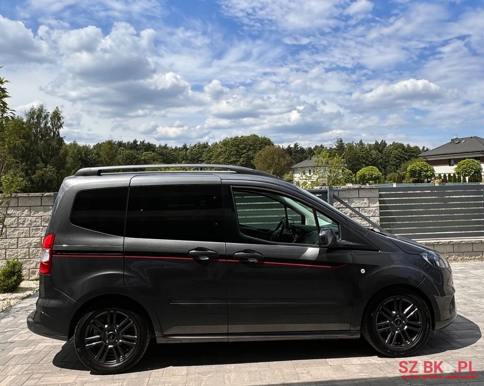 2020' Ford Tourneo Courier 1.5 Tdci Sport photo #4