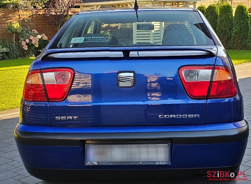 2002' SEAT Cordoba photo #5