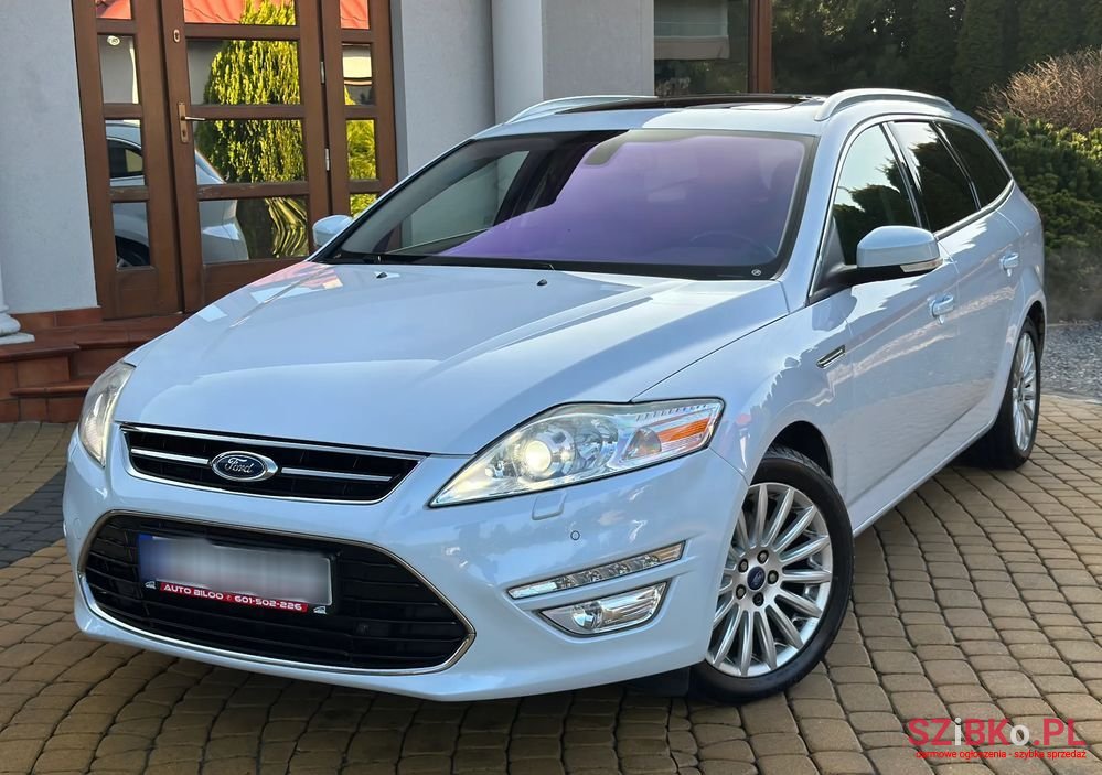 2014' Ford Mondeo photo #2