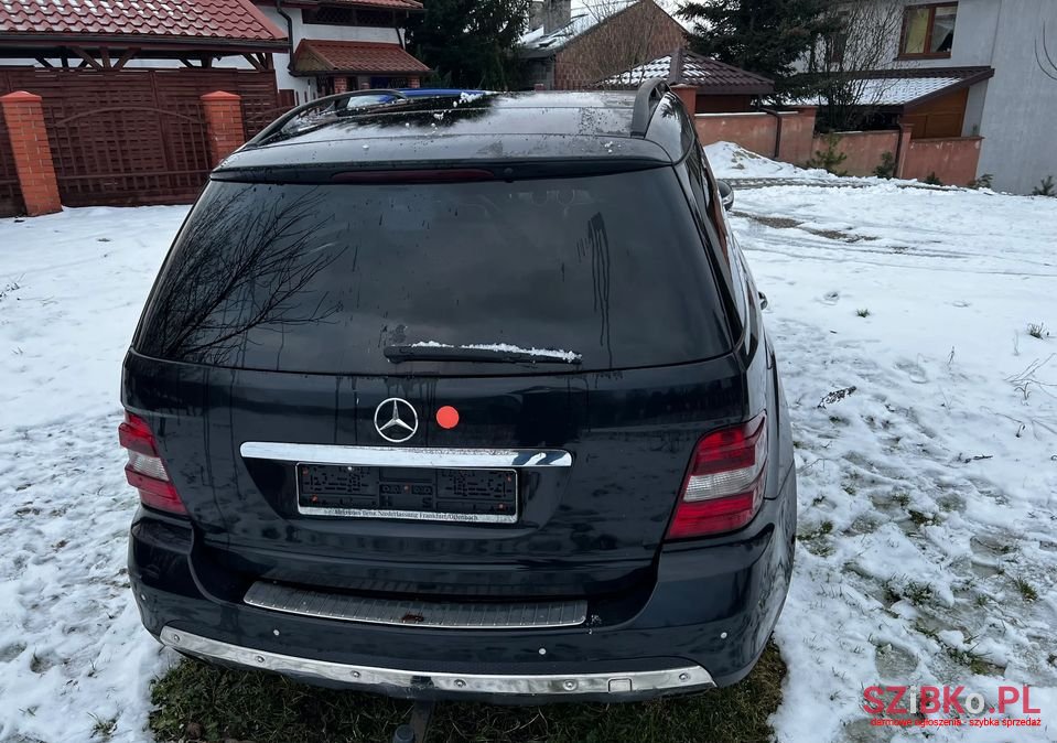 2008' Mercedes-Benz Ml photo #6