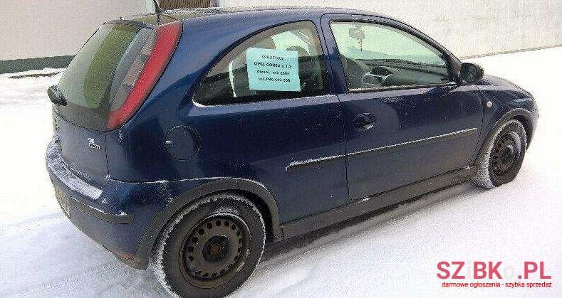 2005' Opel Corsa photo #1