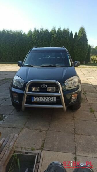 2002' Toyota RAV4 photo #2