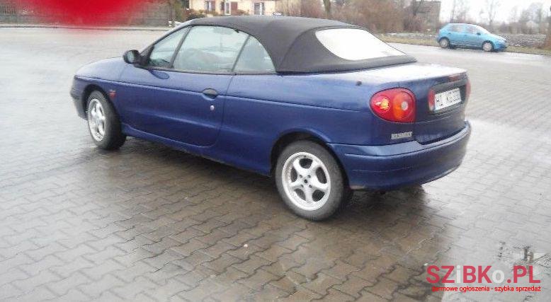 1999' Renault Megane photo #1