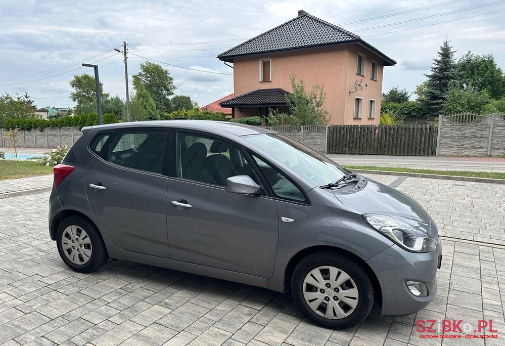 2012' Hyundai ix20 photo #4