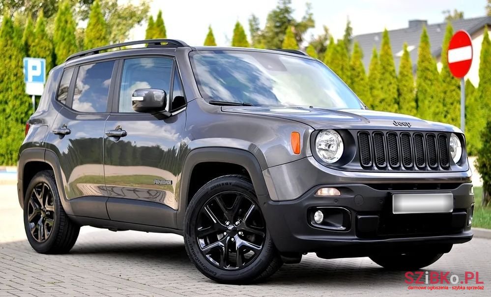 2018' Jeep Renegade photo #2