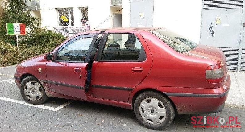 2000' Fiat Siena photo #1