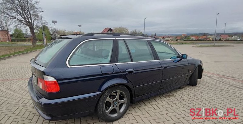 2001' BMW 5 Series 525I photo #3