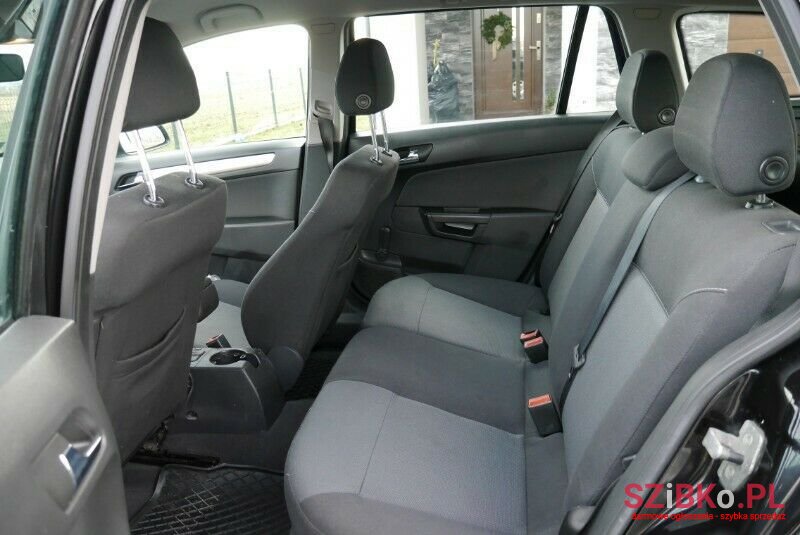 2007' Opel Astra photo #6