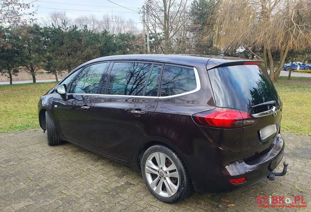 2012' Opel Zafira 1.4 T Cosmo photo #4