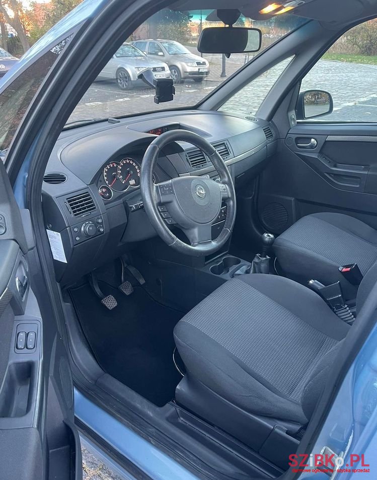 2010' Opel Meriva photo #4