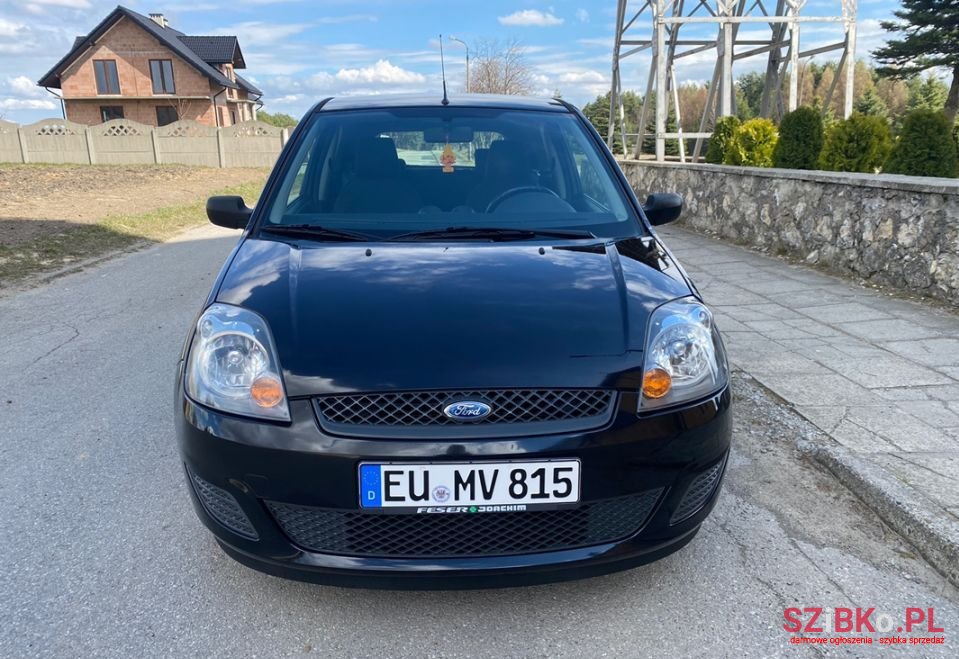 2007' Ford Fiesta photo #6