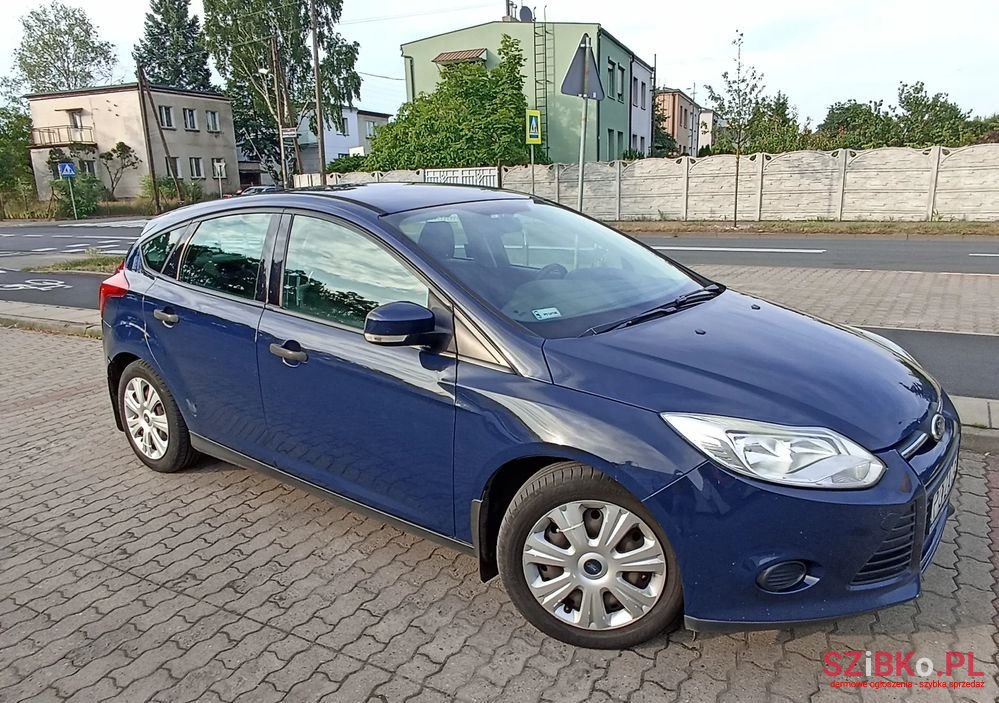 2011' Ford Focus 1.6 Tdci Trend photo #2