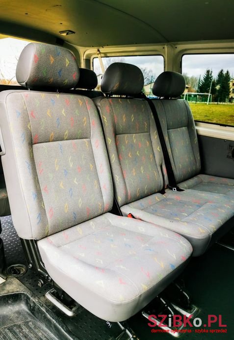 2006' Volkswagen Transporter photo #6