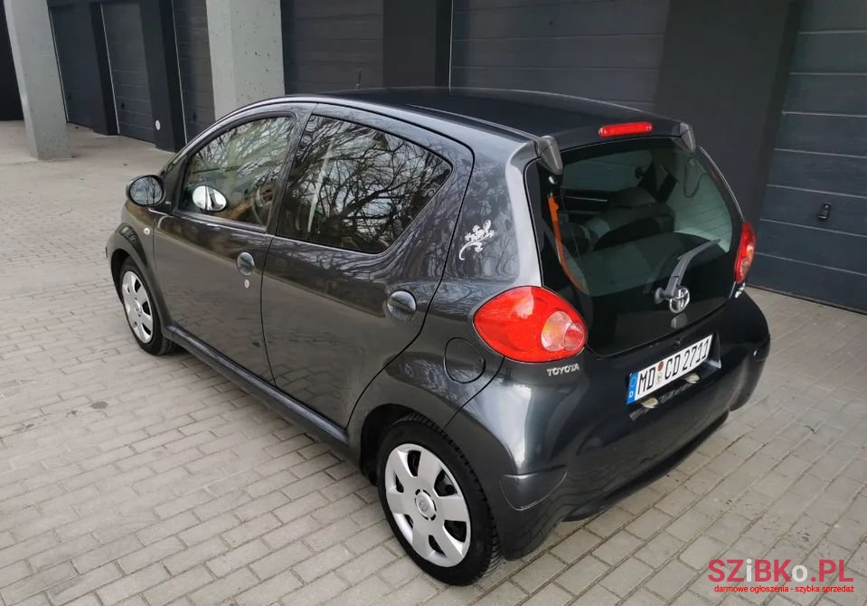 2007' Toyota Aygo photo #3
