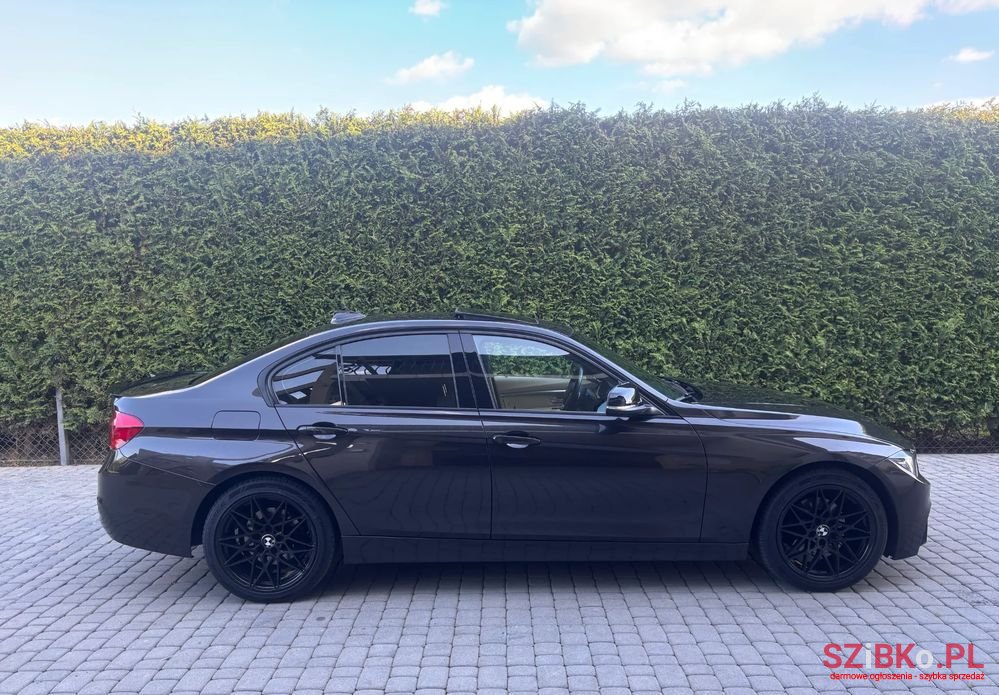 2016' BMW 3 Series 328I Sport-Aut photo #6