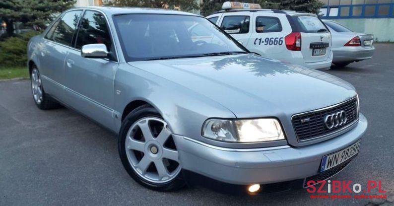 2000' Audi S8 photo #3
