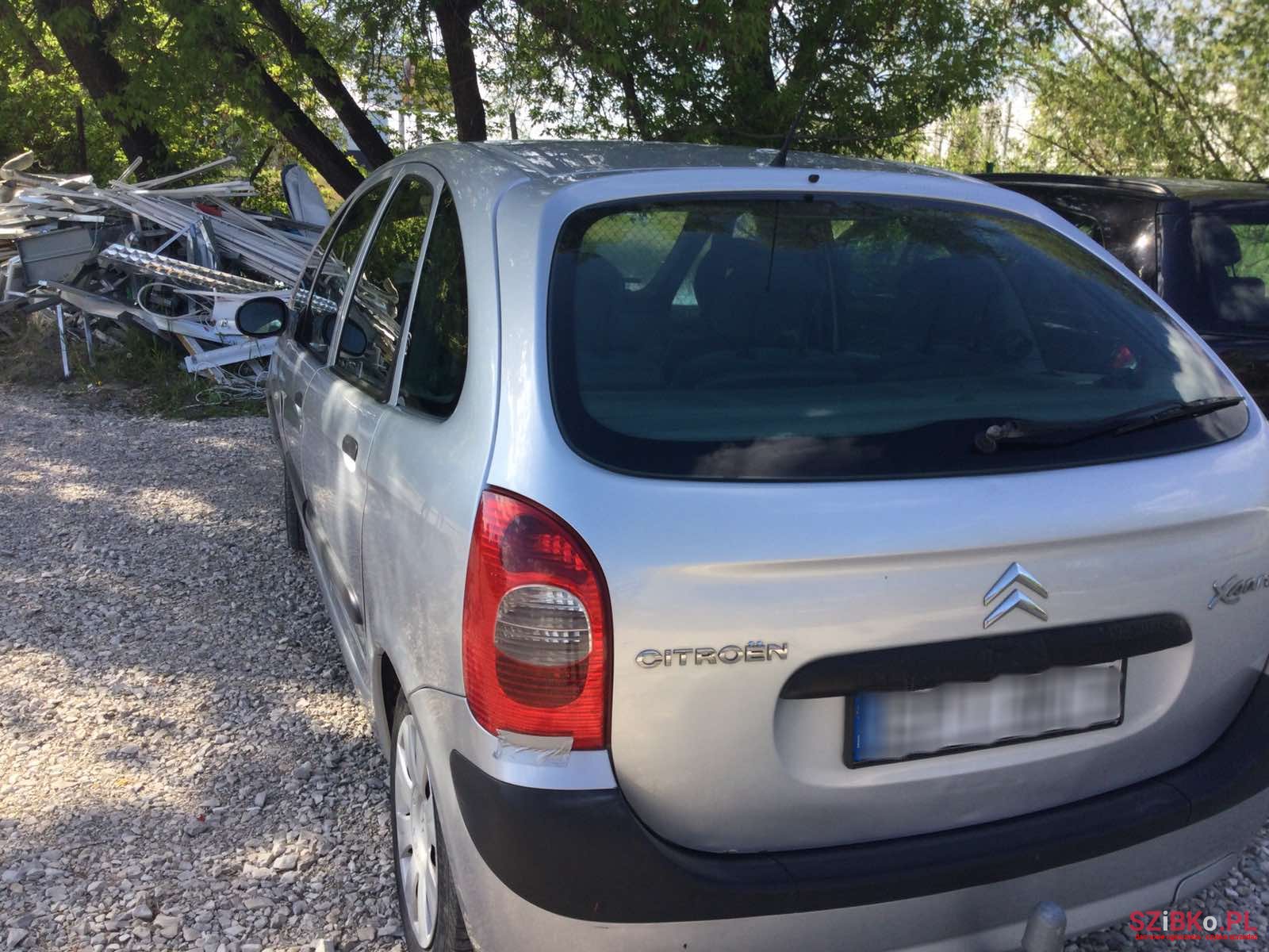 2005' Citroen C4 Picasso photo #1