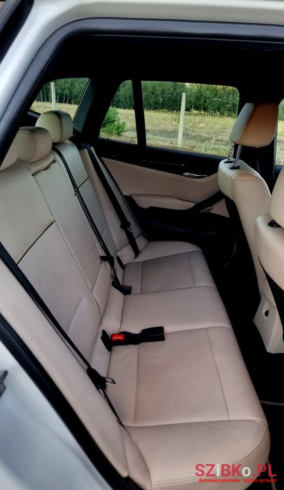 2010' BMW X1 photo #6