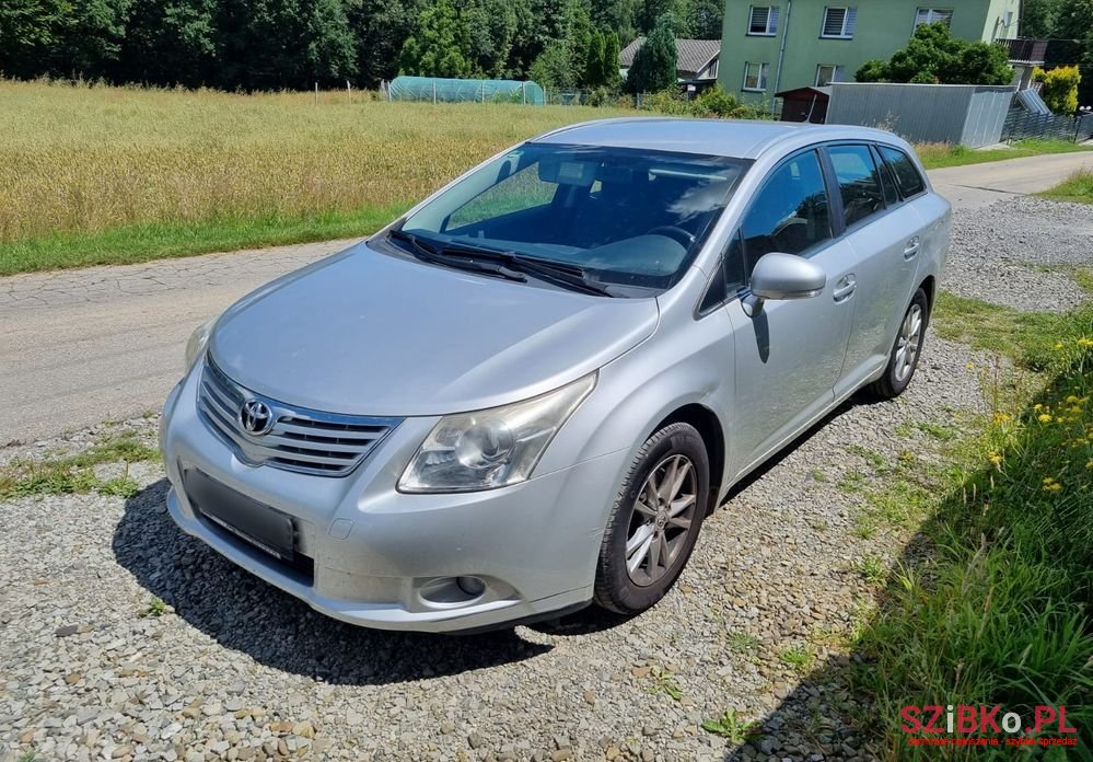 2011' Toyota Avensis 2.0 D-4D Luna photo #1