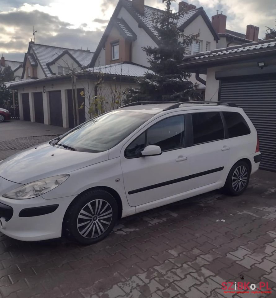 2007' Peugeot 307 Hdi Sw 110 photo #2