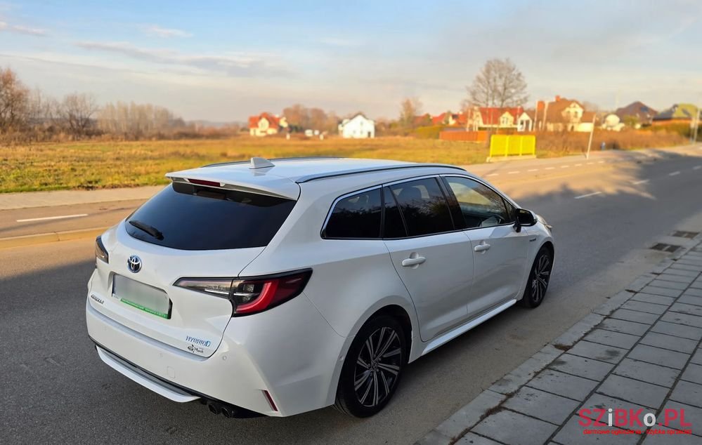 2021' Toyota Corolla 2.0 Hybrid Comfort photo #4