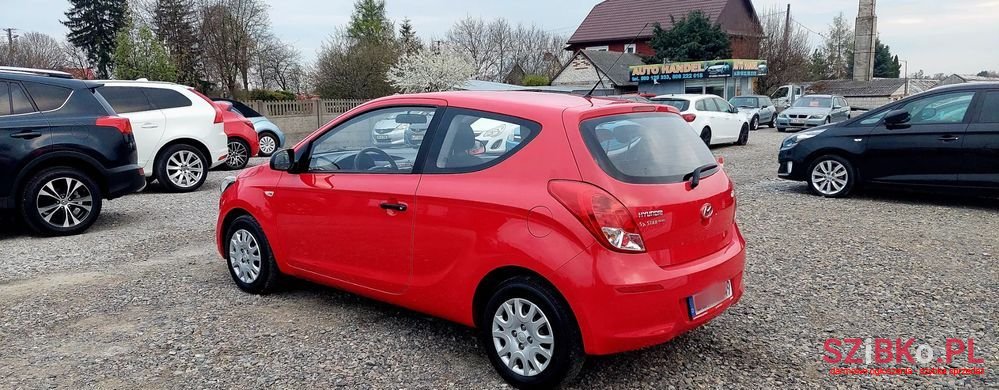 2012' Hyundai i20 1.25 Classic photo #2