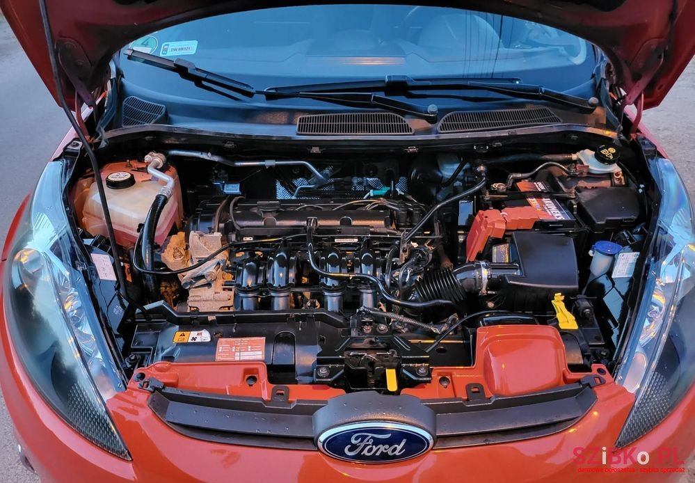 2011' Ford Fiesta 1.25 Trend photo #2