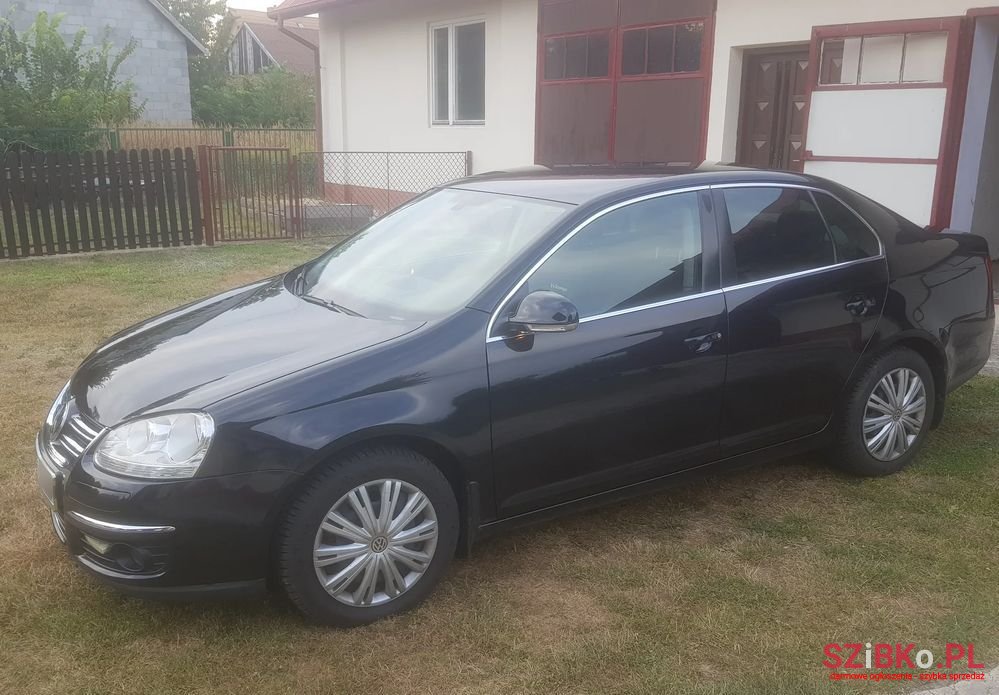 2008' Volkswagen Jetta photo #6