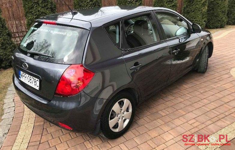 2008' Kia Ceed photo #4