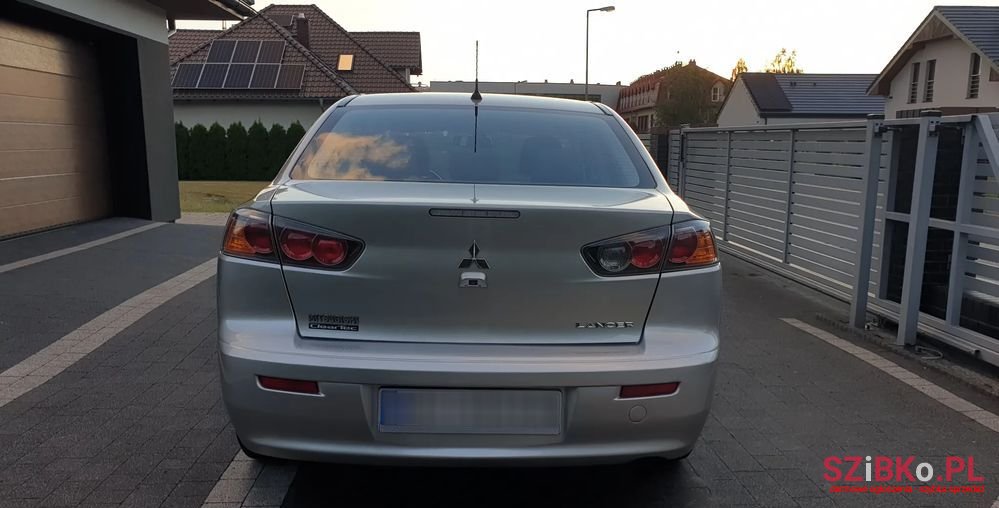 2015' Mitsubishi Lancer photo #5