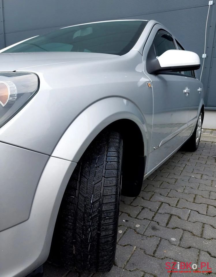 2006' Opel Astra photo #6